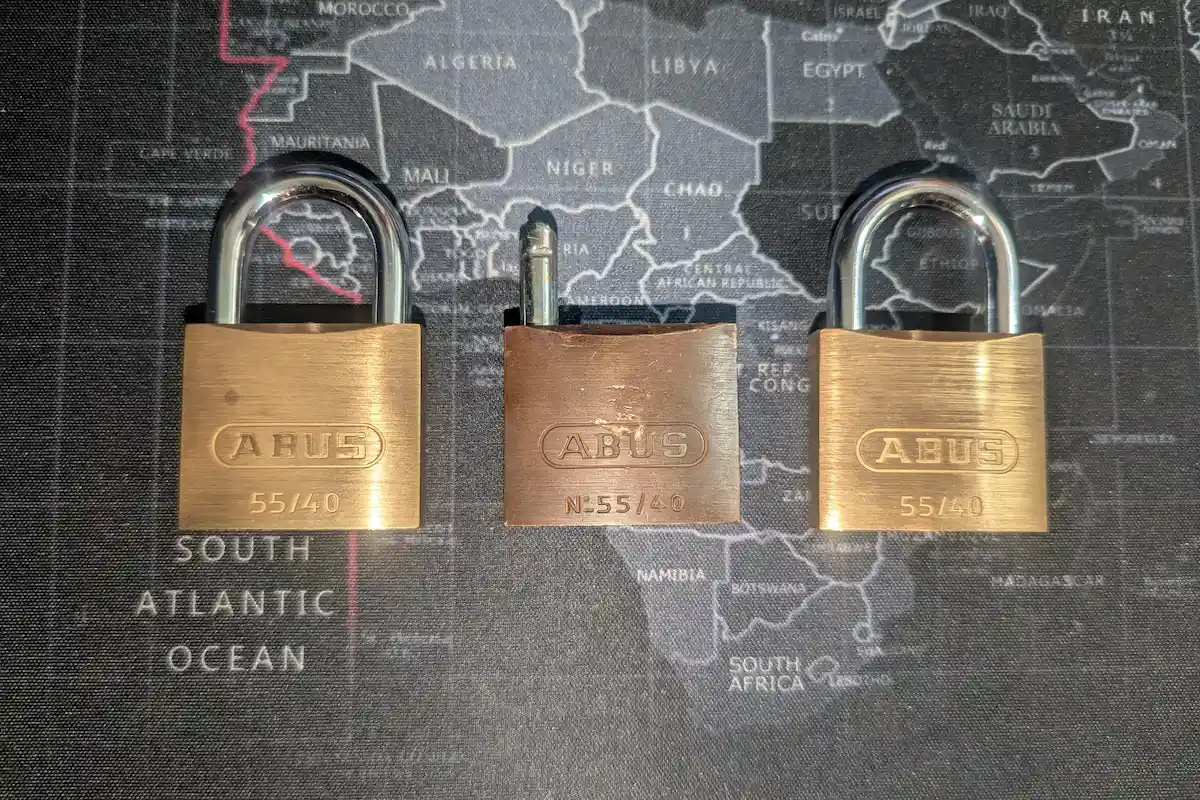 ABUS 55/40 keyway closeup